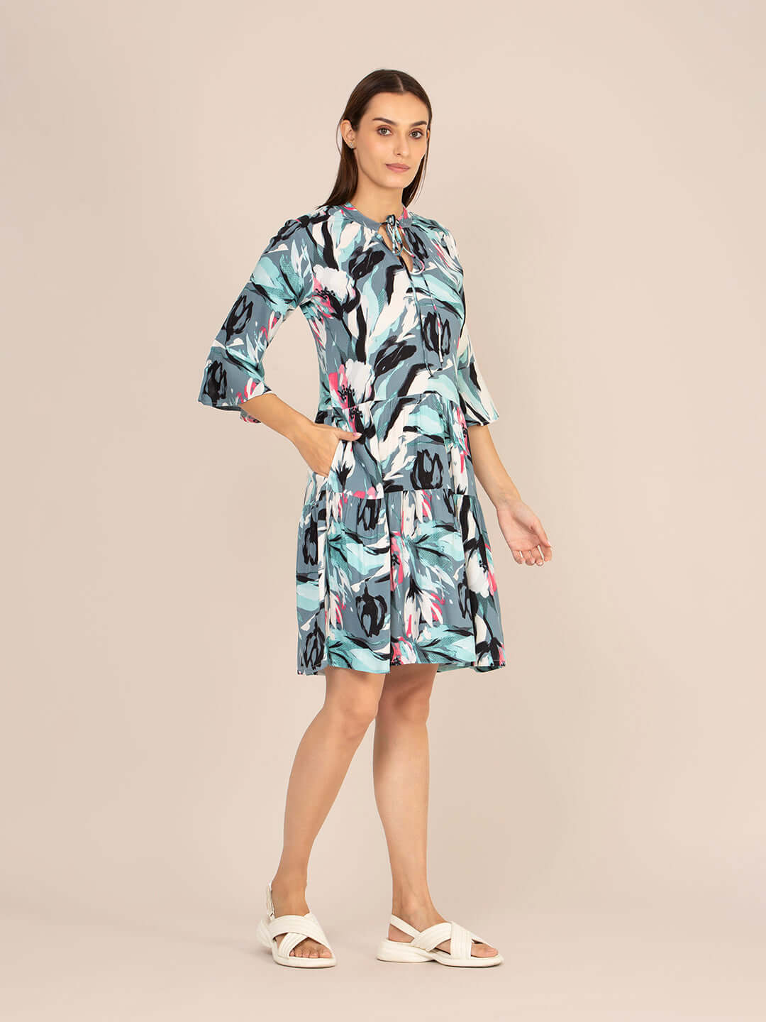 Rayon Printed Fit & Flare V Neck String Midi Dress