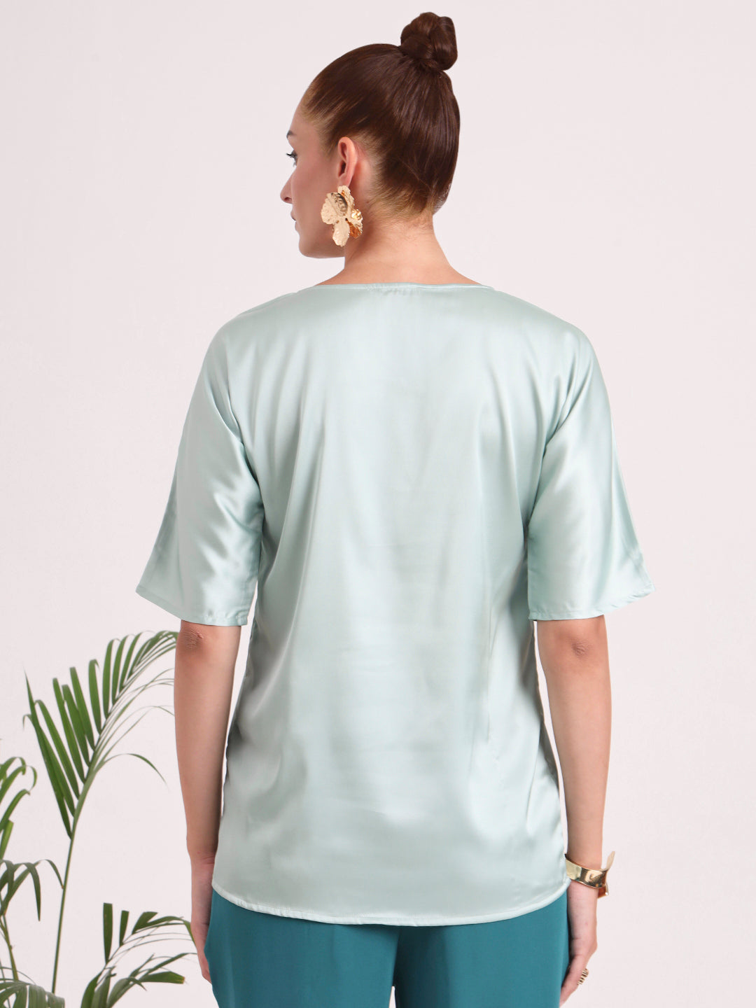 Women's European Satin-Finish, V-Neck Top