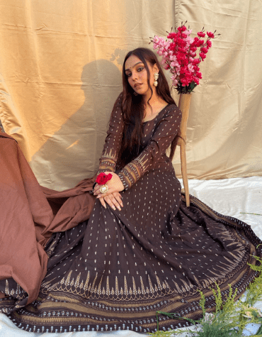 BRIGHT BROWN SUIT SET