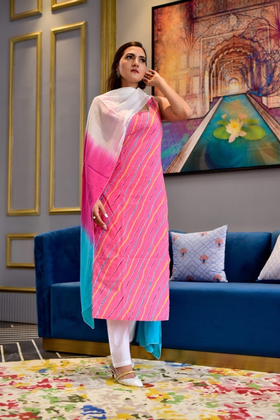 pink leheriya kurta set