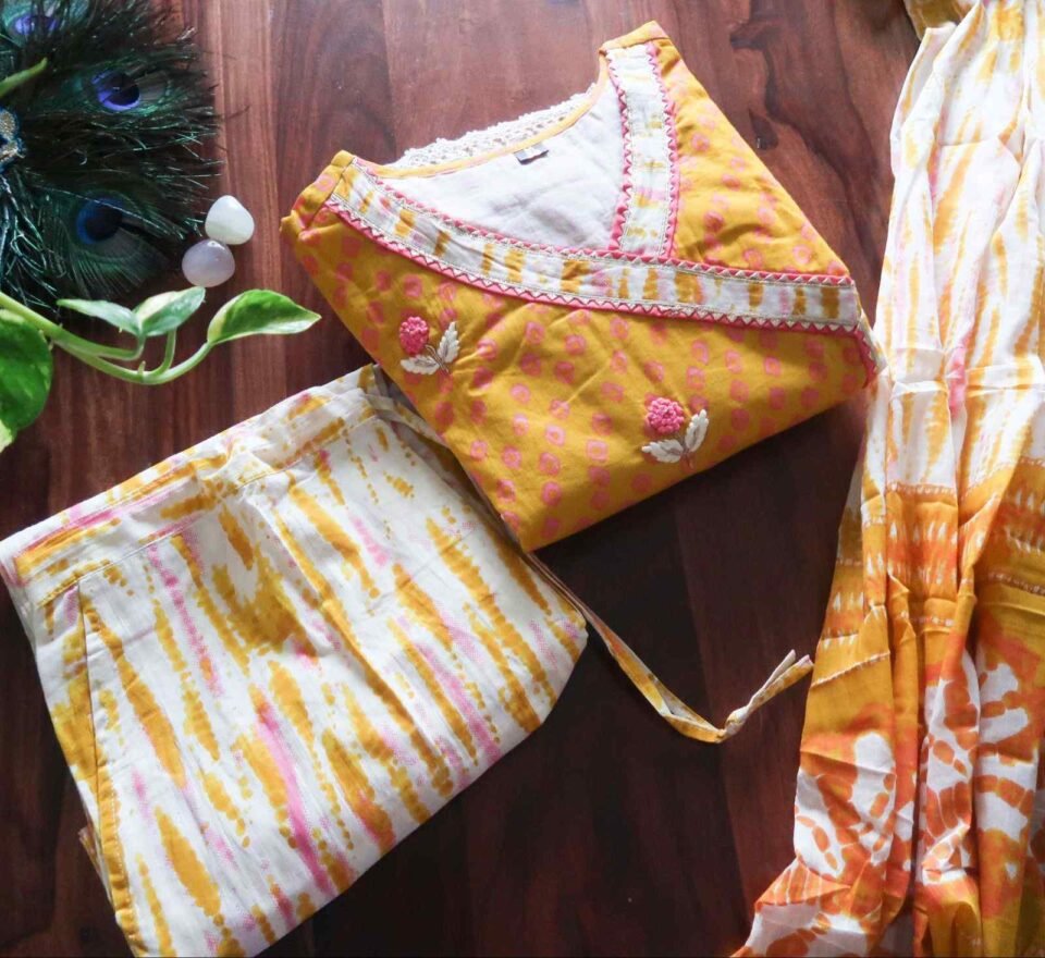 SALE: Dil Bandhani Romance Suit Set