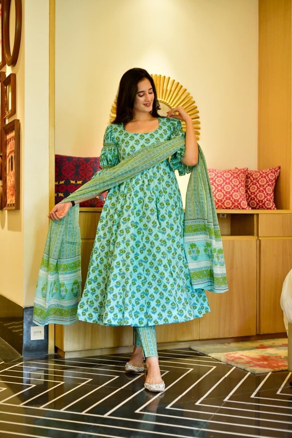 Aradhya sea green suit set