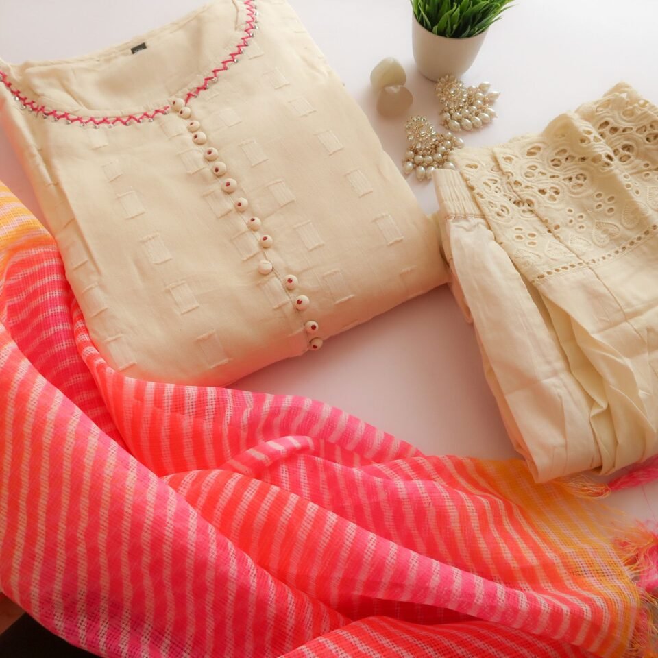 Roop Tera Mastana suit set 2.0