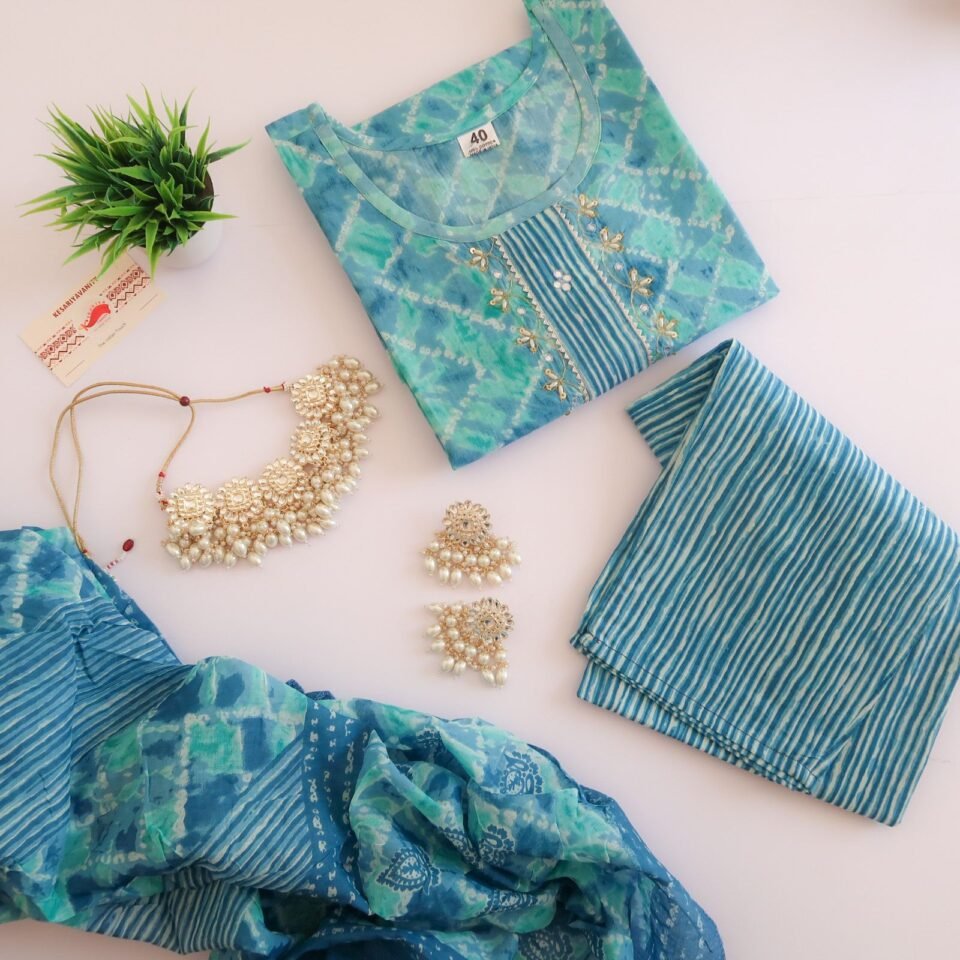 Gulmohar Peacock Cotton Suit (3 piece)